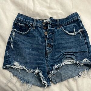 Abercrombie and Fitch high rise mom short, 25/0, denim